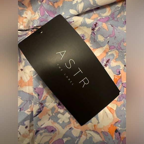 NWT ASTR Satin Floral Wrap Midi Dress XS Asymmetrical Sleeves Wedding Guest - Picture 15 of 16